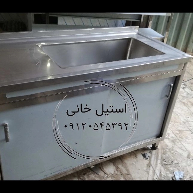 سینک استیل: ترکیبی از زیبایی و کارایی در آشپزخانه شما!